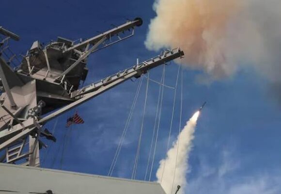 ESTADOS UNIDOS FINALIZA NOVENA OLEADA DE ATAQUES CONTRA IRÁN, INFORMA EL COMANDO CENTRAL ESTADOS UNIDOS FINALIZA NOVENA OLEADA DE ATAQUES CONTRA IRÁN, INFORMA EL COMANDO CENTRAL