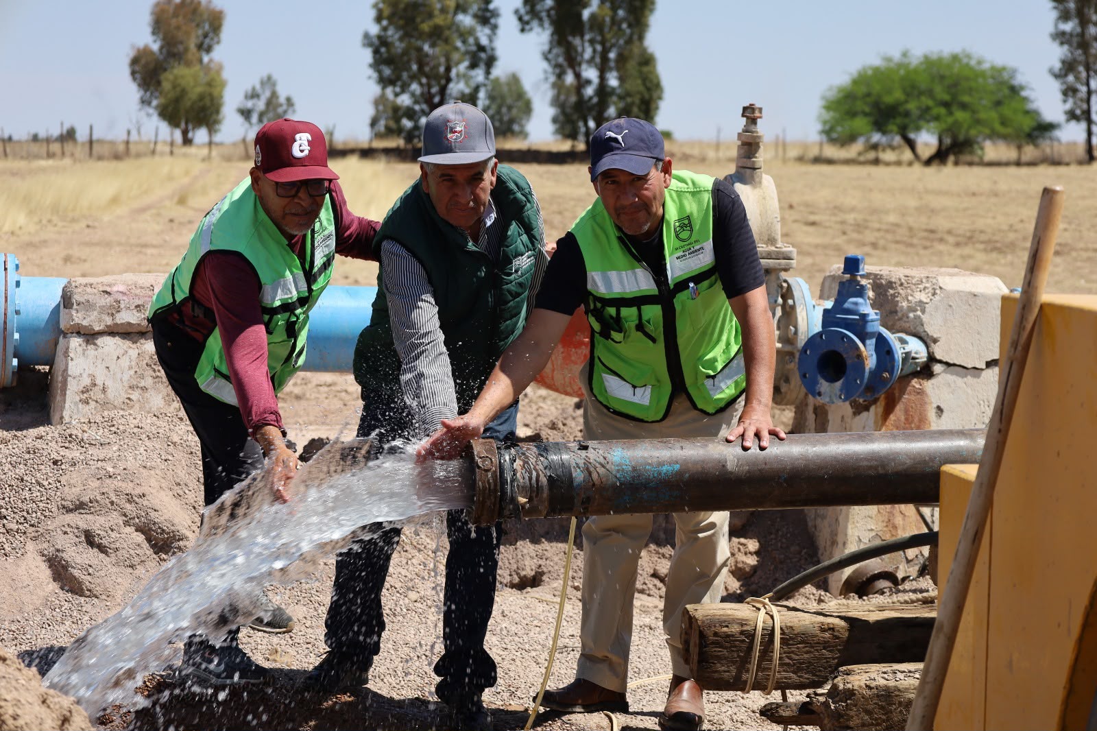 GARANTIZA GOBERNADOR DAVID MONREAL ACCESO AL AGUA POTABLE A FAMILIAS ZACATECANAS GARANTIZA GOBERNADOR DAVID MONREAL ACCESO AL AGUA POTABLE A FAMILIAS ZACATECANAS
