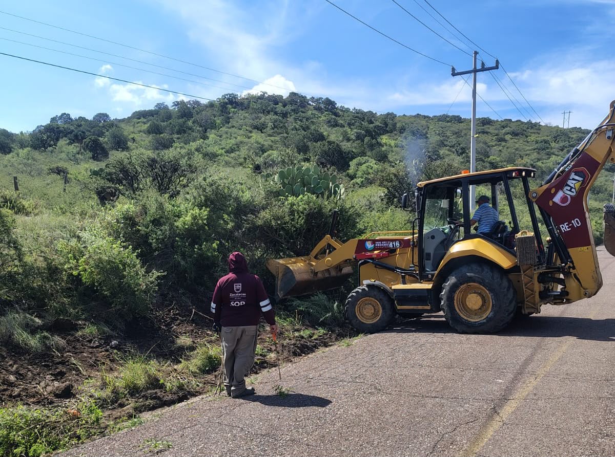 CONTINÚA GOBIERNO DE ZACATECAS RESCATE CARRETERO EN VALPARAÍSO CONTINÚA GOBIERNO DE ZACATECAS RESCATE CARRETERO EN VALPARAÍSO